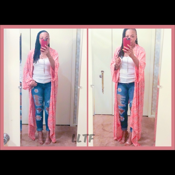 Sweaters - Paisley Print Open Woven Cardigan in PINK